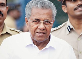 മുഖ്യമന്ത്രിയുടെ പൈലറ്റ് വാഹനത്തിന് സൈഡ് കൊടുത്തില്ല; കേൾവിയും സംസാര ശേഷിയും ഇല്ലാത്ത വിദ്യാർഥികൾ കസ്റ്റഡിയിൽ
