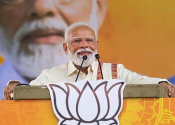 ‘പത്ത് വര്‍ഷം കണ്ടത് ട്രെയിലര്‍, ഇനിയാണ് വികസനം’; കരുവന്നൂർ വിഷയത്തിൽ മുഖ്യമന്ത്രി കള്ളം പറയുന്നു: പ്രധാനമന്ത്രി