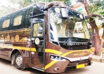 നവകേരള ബസ് ഇനി മുതൽ ഗരുഡ പ്രീമിയം; കോഴിക്കോട്-ബാംഗ്ലൂർ സർവീസ് ഈ മാസം 5ന് ആരംഭിക്കും